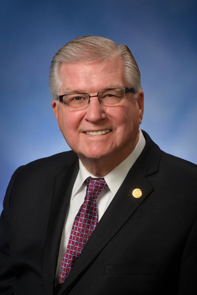 Photo of Rep. Paul Muxlow