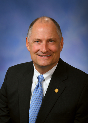 Photo of Rep. Eric Leutheuser