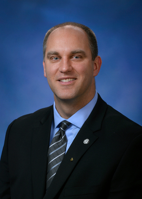 Photo of Rep. Scott VanSingel