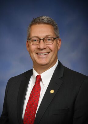 Photo of Rep. Tom Kunse