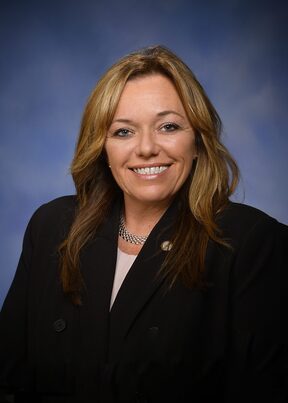 Photo of Rep. Jamie Thompson