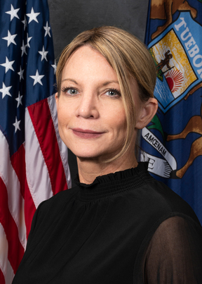 Photo of Sen. Michele Hoitenga