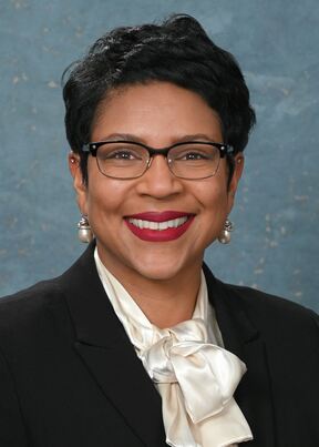 Photo of Sen. Sylvia Santana