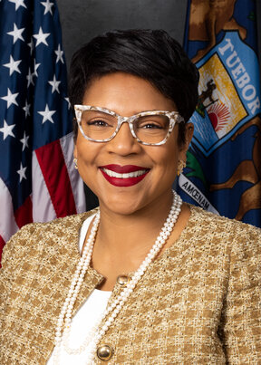 Photo of Sen. Sylvia Santana