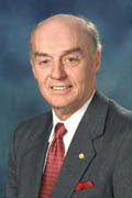 Photo of Sen. Leon Stille